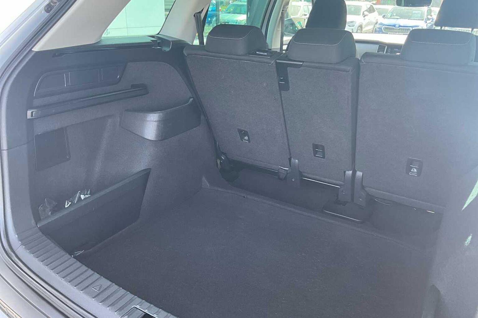 SKODA KODIAQ 1.5 TSI SE 5dr