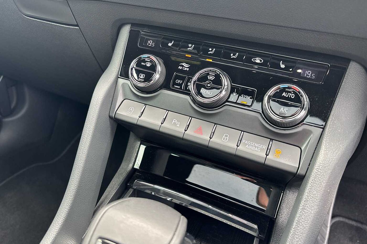 SKODA KAROQ 1.5 TSI Sportline Edition 5dr DSG