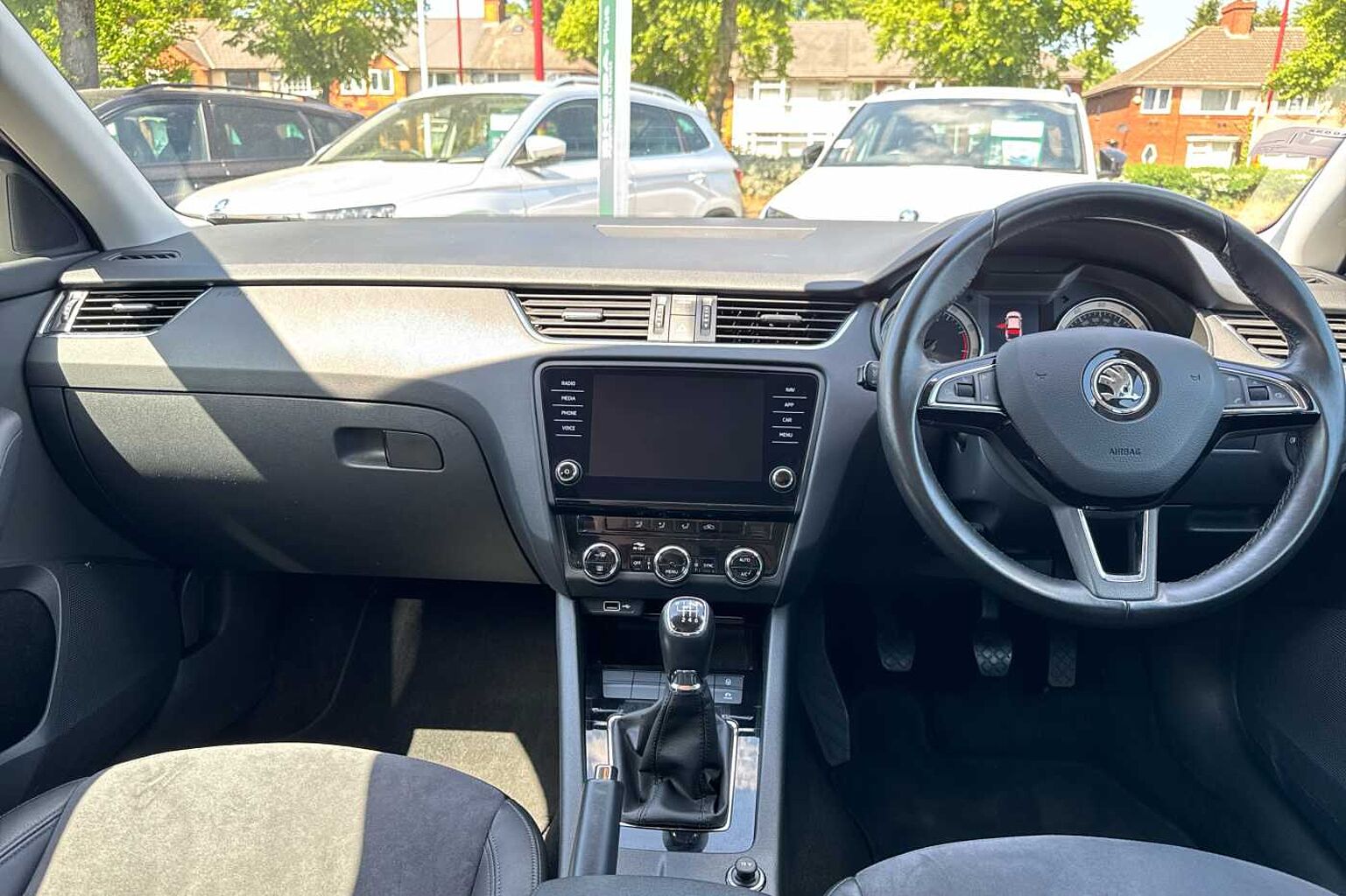 SKODA OCTAVIA 1.5 TSI SE L 5dr
