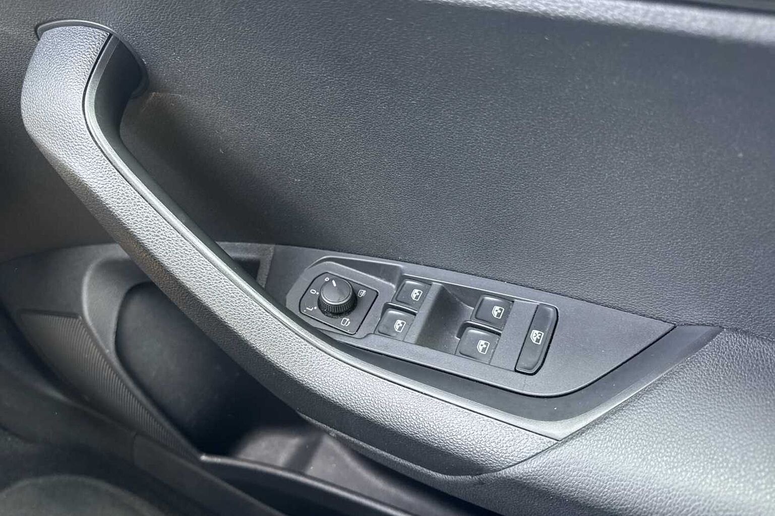 SKODA KAROQ 1.5 TSI SE L 5dr DSG