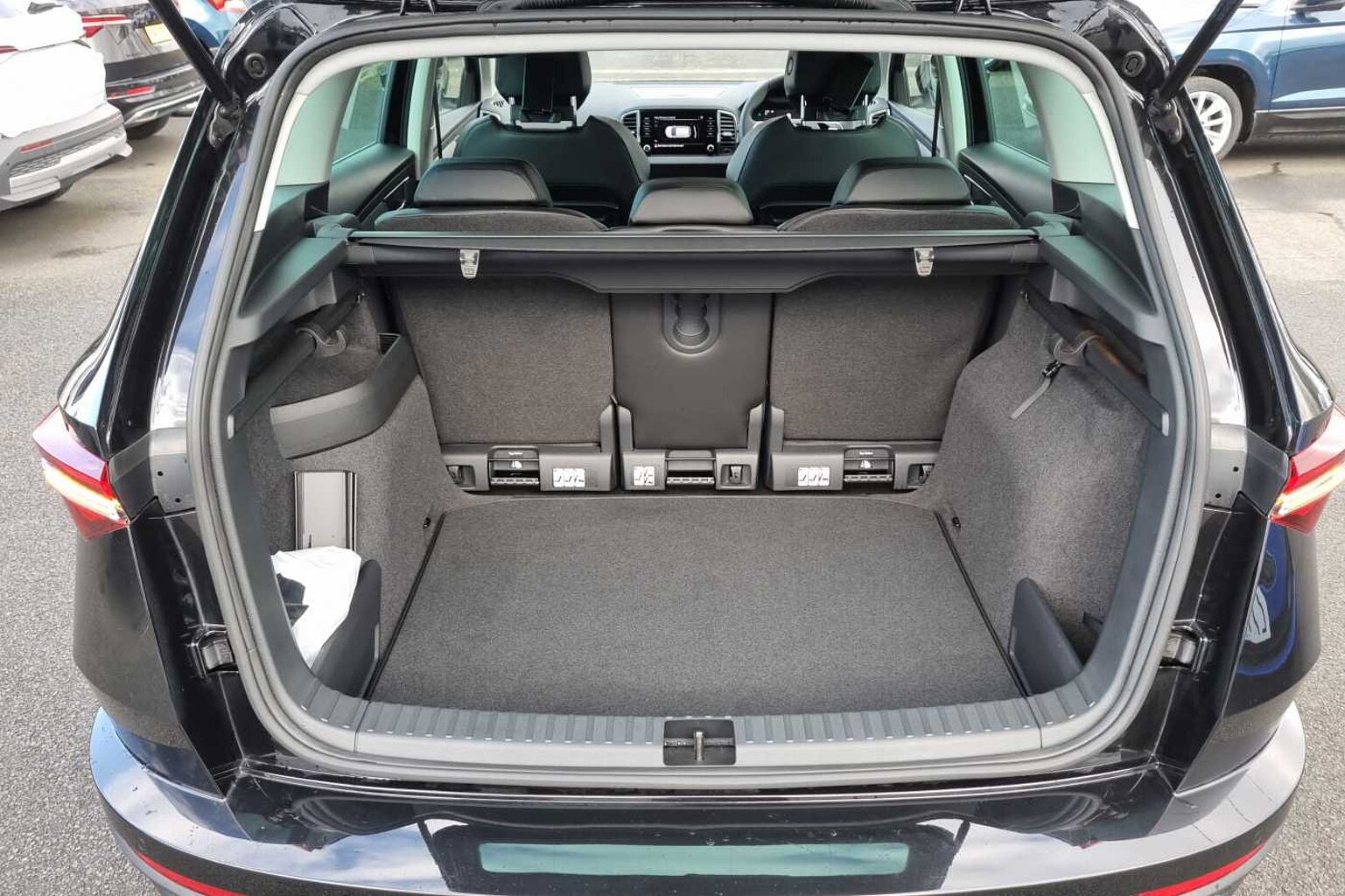 SKODA KAROQ 1.0 TSI SE L 5dr