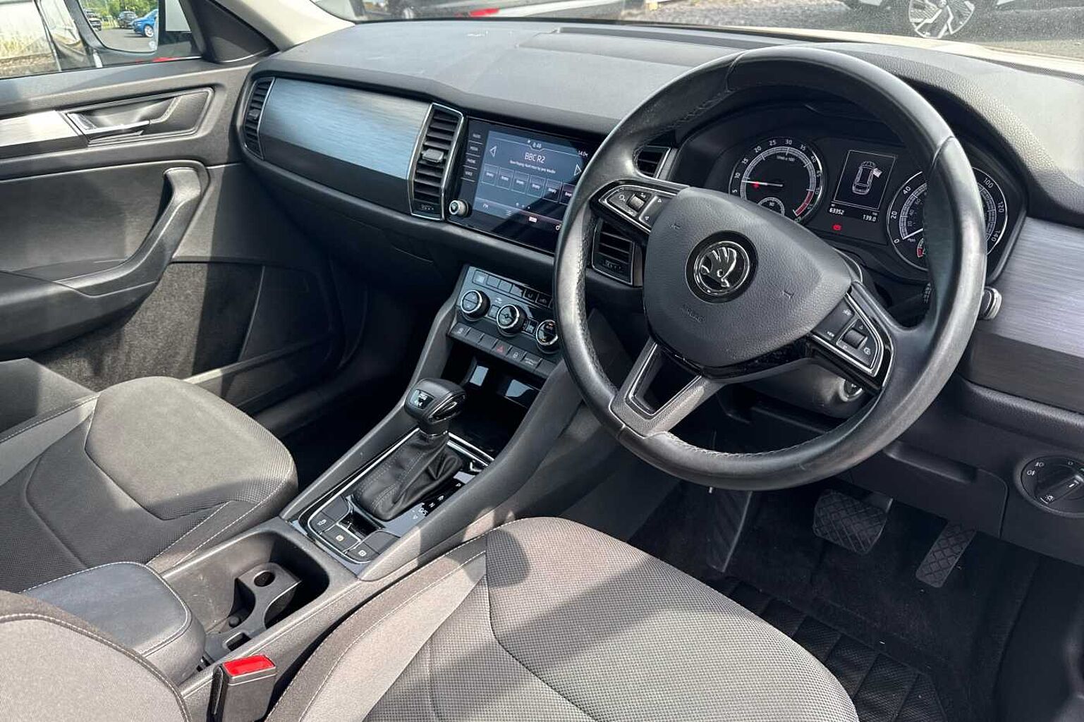 SKODA KODIAQ 2.0 TDI SE 4x4 5dr DSG