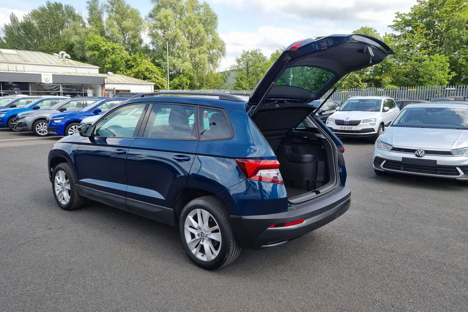 SKODA KAROQ 1.5 TSI SE Technology 5dr DSG