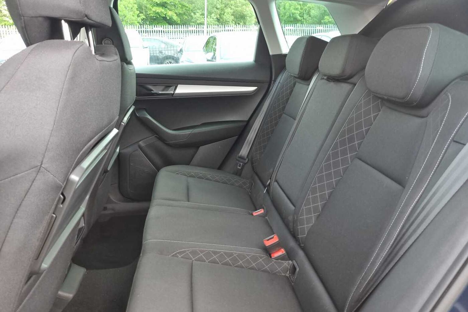 SKODA KAROQ 1.5 TSI SE Technology 5dr DSG