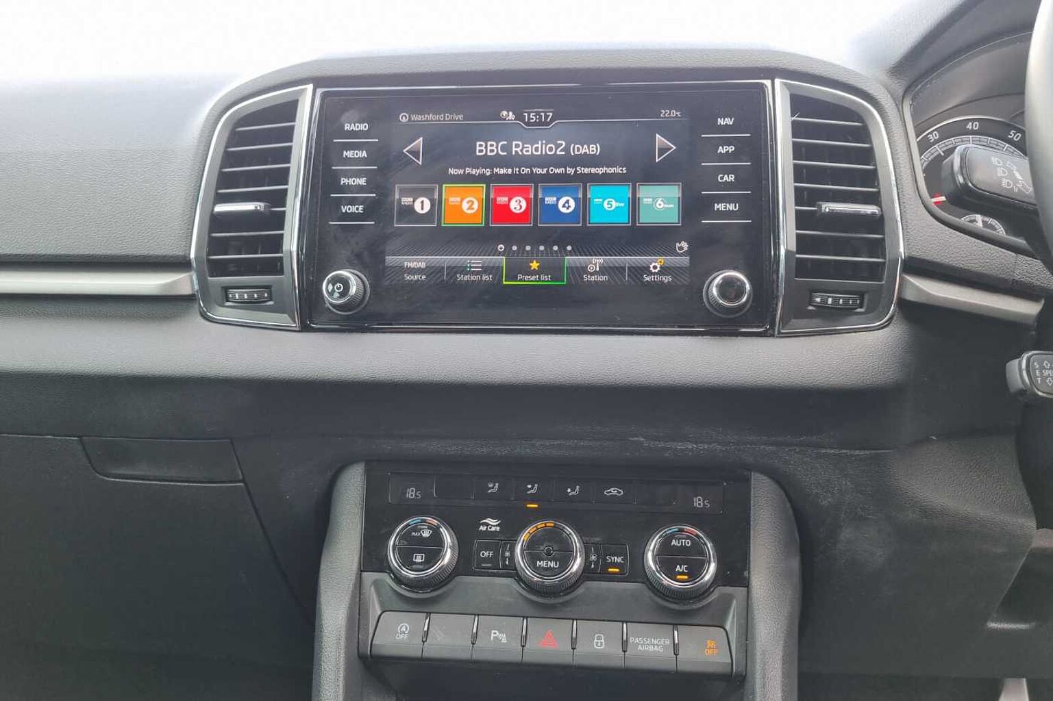 SKODA KAROQ 1.5 TSI SE Technology 5dr DSG