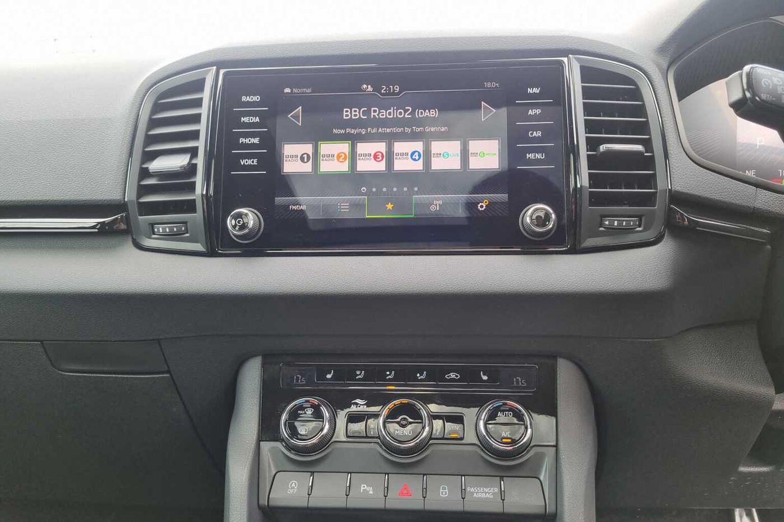 SKODA KAROQ 1.5 TSI Sportline 5dr DSG