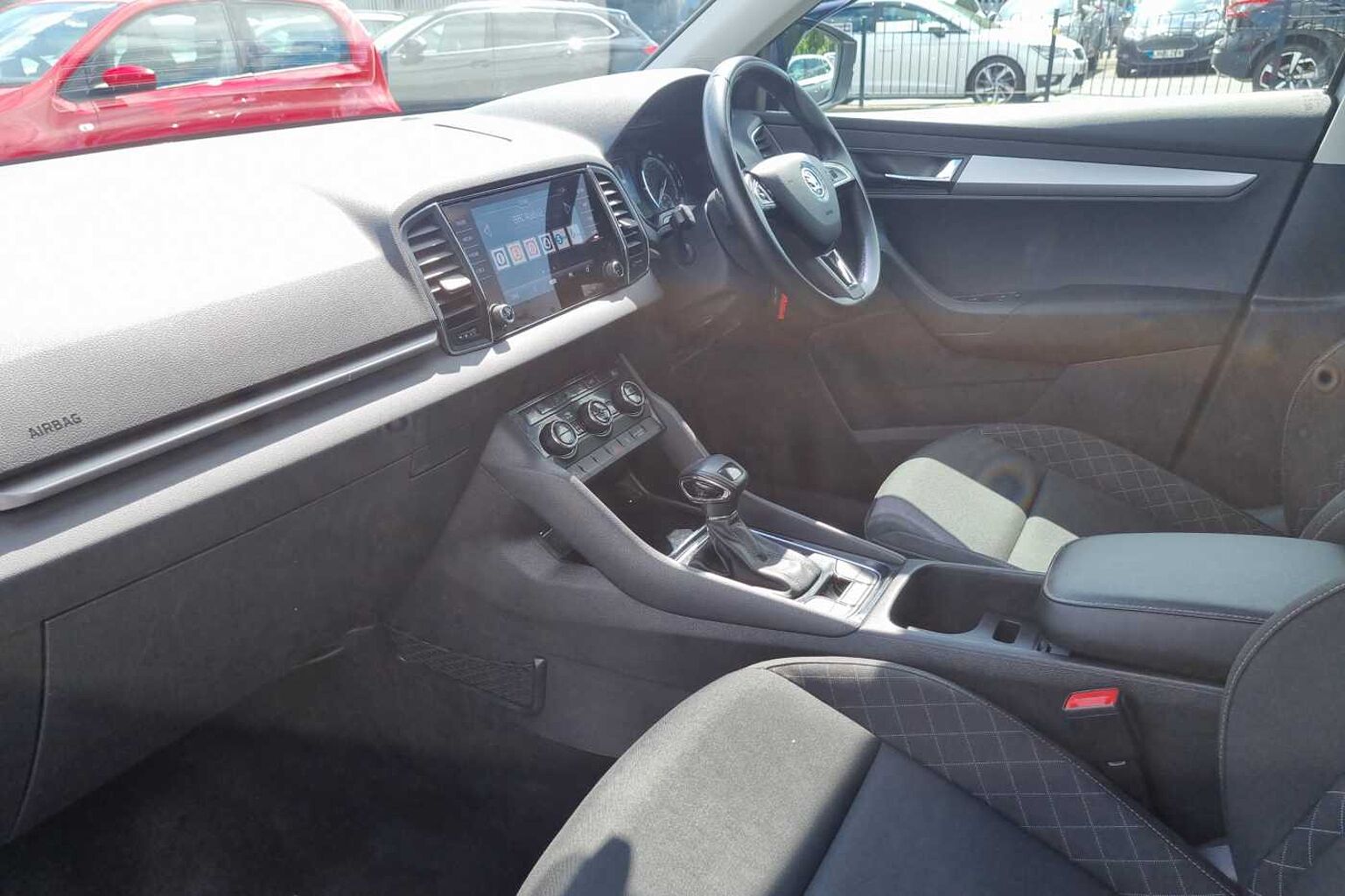 SKODA KAROQ 1.5 TSI SE 5dr DSG
