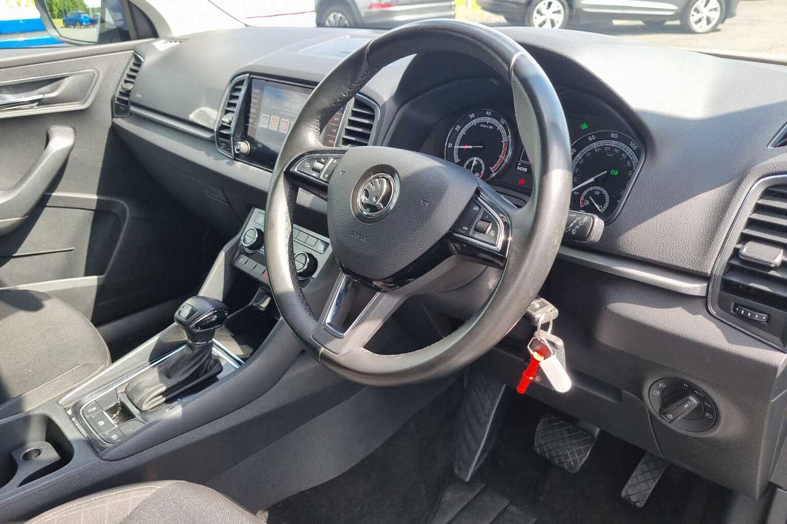 SKODA KAROQ 1.5 TSI SE 5dr DSG