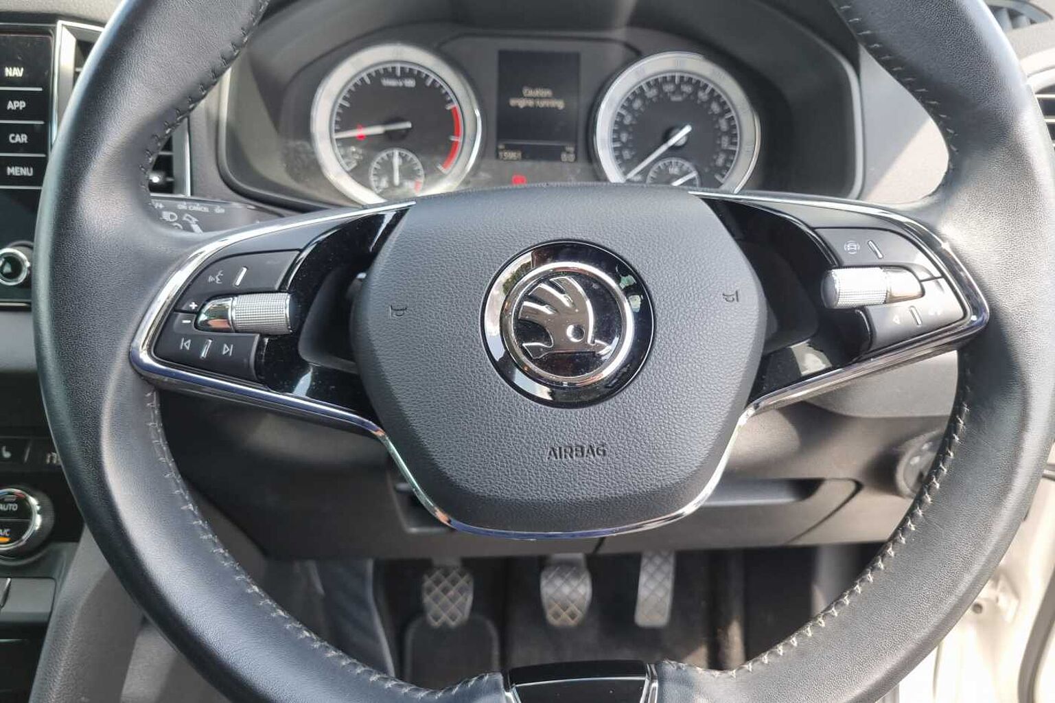 SKODA KAROQ 1.0 TSI 110 SE L 5dr