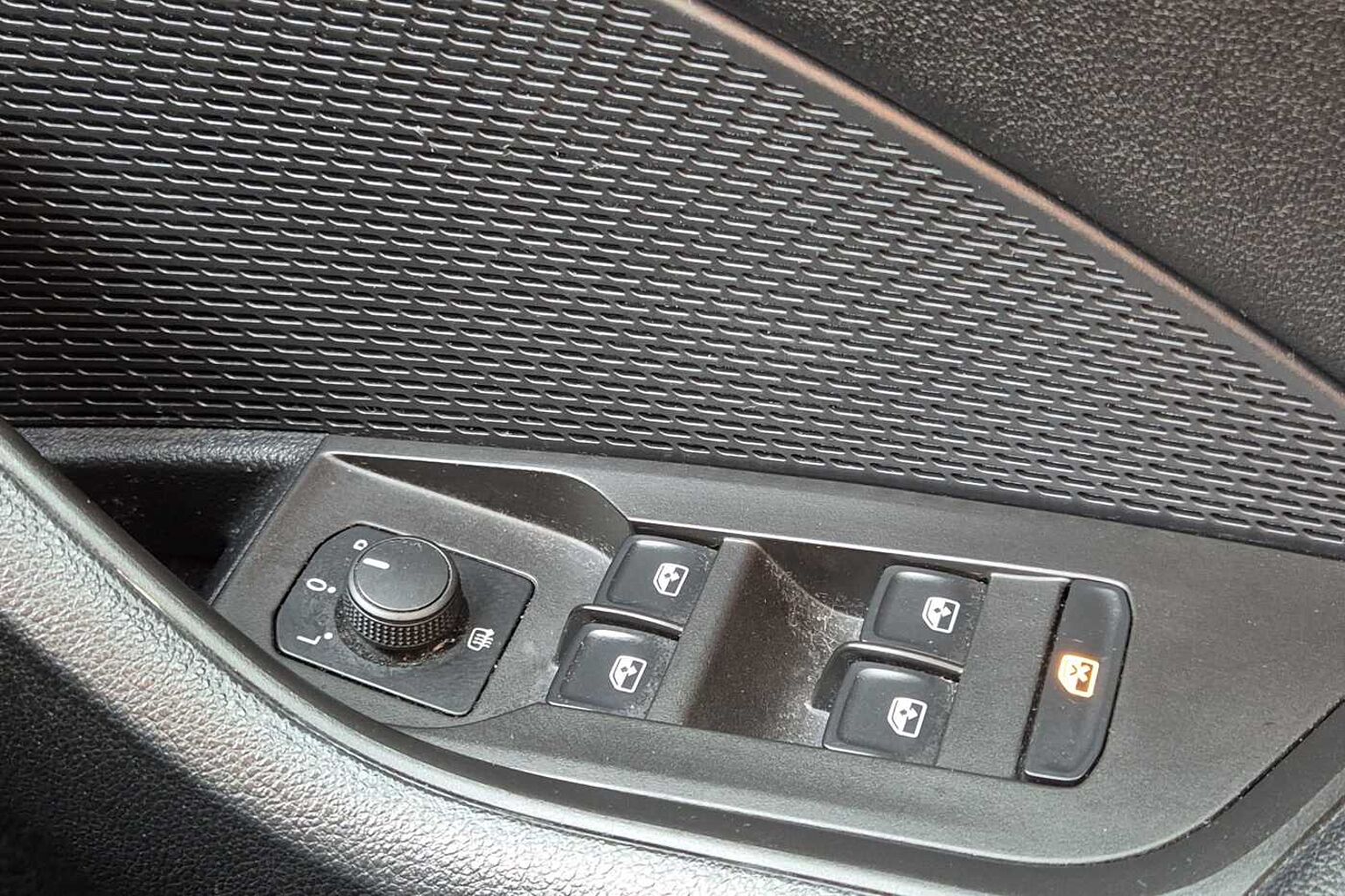 SKODA OCTAVIA 1.0 TSI SE First Edition 5dr